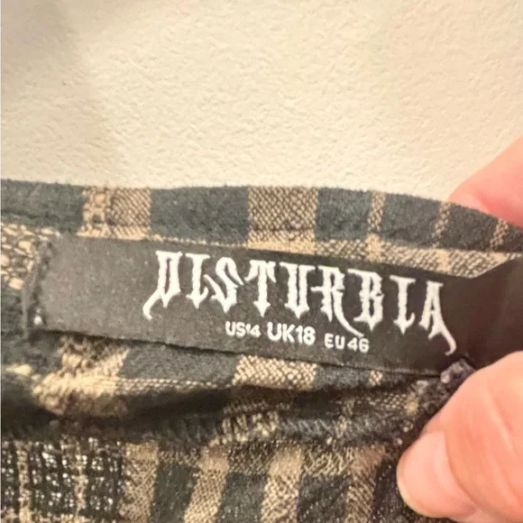 Plaid Sleeveless Dress - Picture 7 of 12